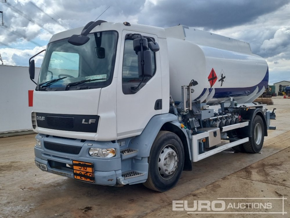 DAF LF55.220 - شاحنة صهريج: صور 1 DAF LF55.220 - شاحنة صهريج: صور 1