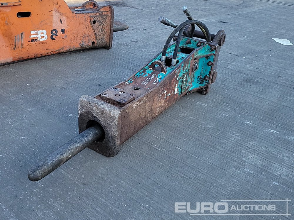 Demaco Hydraulic Breaker 65mm Pin to suit 13 Ton Excavator - مطرقة هيدروليكية: صور 1 Demaco Hydraulic Breaker 65mm Pin to suit 13 Ton Excavator - مطرقة هيدروليكية: صور 1