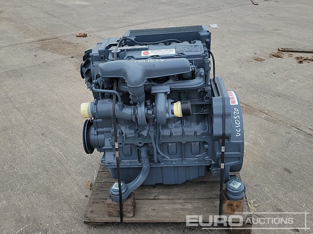 Deutz 4 Cylinder Engine - المحرك: صور 2 Deutz 4 Cylinder Engine - المحرك: صور 2