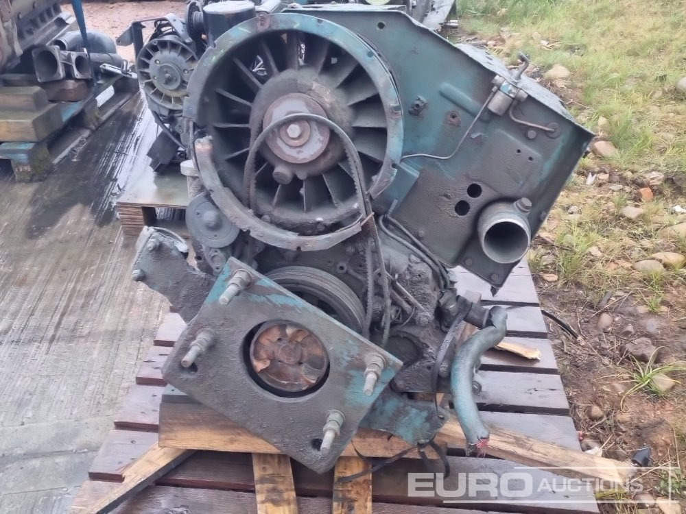 Deutz 4 Cylinder Engine - المحرك: صور 2 Deutz 4 Cylinder Engine - المحرك: صور 2