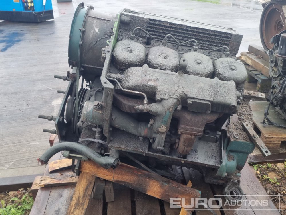 Deutz 4 Cylinder Engine - المحرك: صور 4 Deutz 4 Cylinder Engine - المحرك: صور 4
