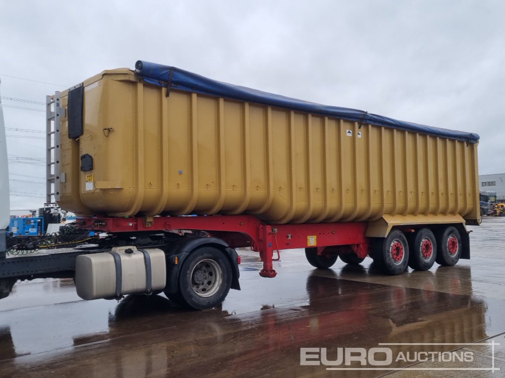 Fruehauf Tri Axle Bulk Tipping Trailer, Easy Sheet - قلابة نصف مقطورة: صور 1 Fruehauf Tri Axle Bulk Tipping Trailer, Easy Sheet - قلابة نصف مقطورة: صور 1