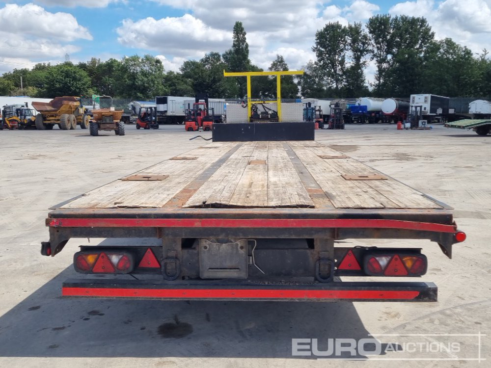 General Trailers Twin Axle Step Frame Low Loader Trailer - عربة مسطحة منخفضة نصف مقطورة: صور 4 General Trailers Twin Axle Step Frame Low Loader Trailer - عربة مسطحة منخفضة نصف مقطورة: صور 4