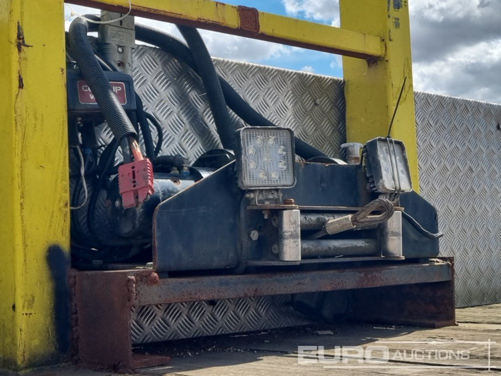 عربة مسطحة منخفضة نصف مقطورة General Trailers Twin Axle Step Frame Low Loader Trailer: صور 19