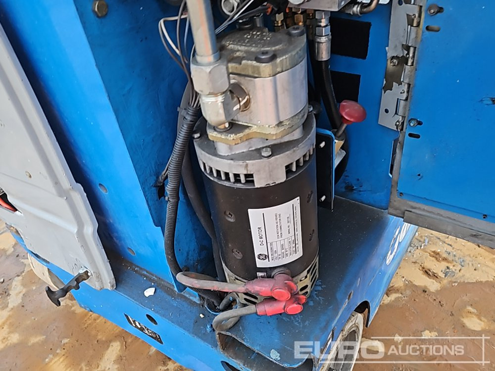 الرأسي رفع الصاري Genie GR-15: صور 14