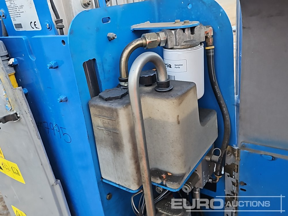 الرأسي رفع الصاري Genie GR-15: صور 15