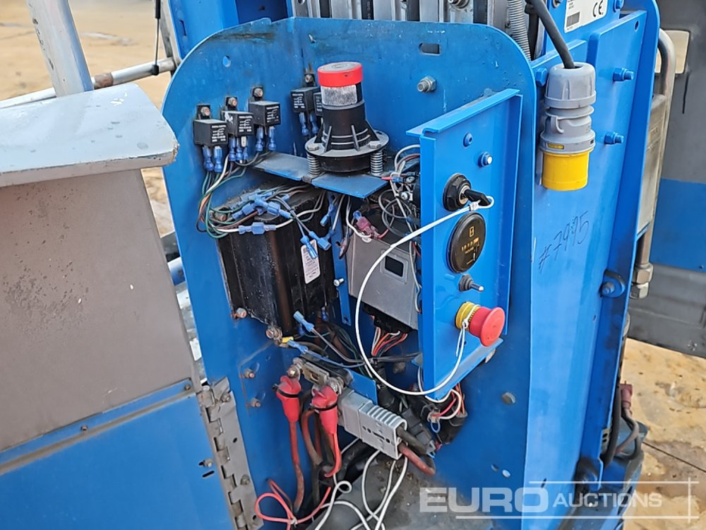 الرأسي رفع الصاري Genie GR-15: صور 17