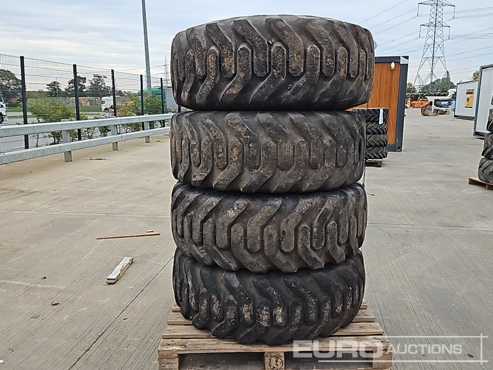 Goodyear 15.5-25 Tyre (4 of) - الإطارات: صور 4 Goodyear 15.5-25 Tyre (4 of) - الإطارات: صور 4