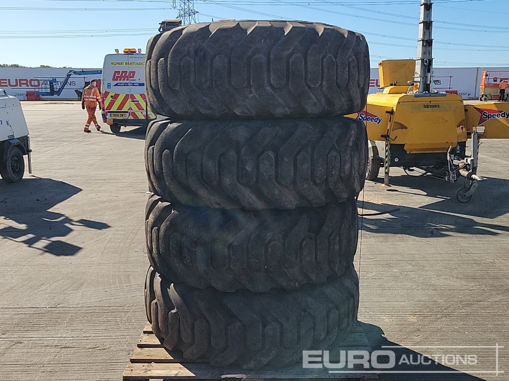 Goodyear 15.5-25 Tyre (4 of) - الإطارات: صور 3 Goodyear 15.5-25 Tyre (4 of) - الإطارات: صور 3