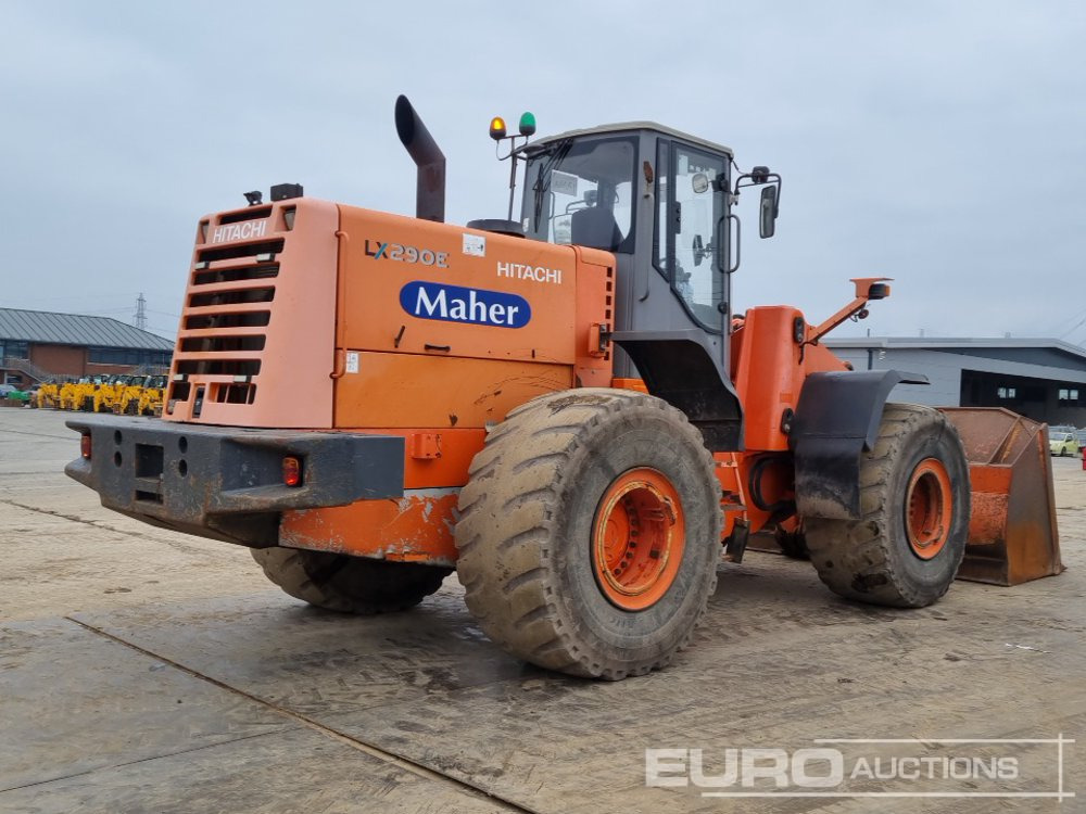 Hitachi LX290E - اللودر بعجل: صور 5 Hitachi LX290E - اللودر بعجل: صور 5