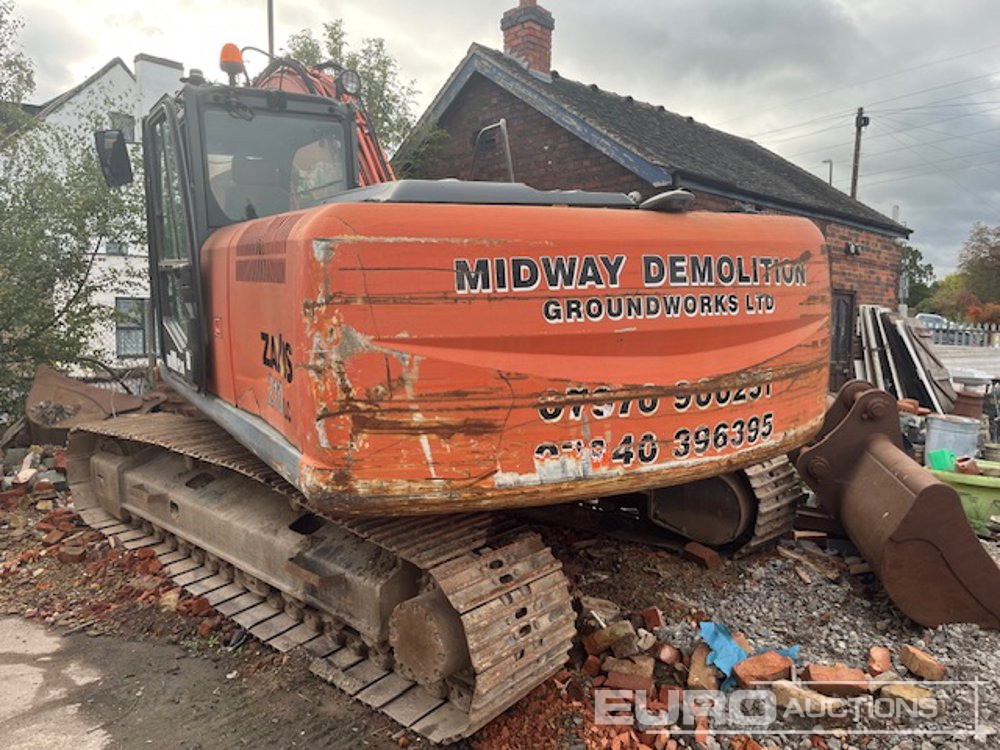 Hitachi ZX210LC-3 - حفارات زحافة: صور 3 Hitachi ZX210LC-3 - حفارات زحافة: صور 3