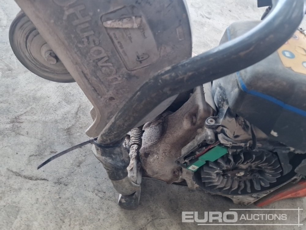 معدات الورش Husqvarna Petrol Con Saw (Spares): صور 8 معدات الورش Husqvarna Petrol Con Saw (Spares): صور 8
