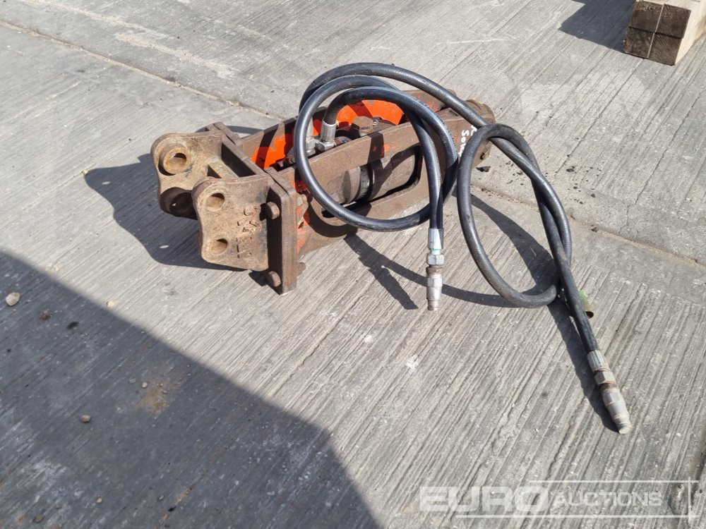 Hydraulic Breaker 30mm Pin to suit Mini Excavator - مطرقة هيدروليكية: صور 5 Hydraulic Breaker 30mm Pin to suit Mini Excavator - مطرقة هيدروليكية: صور 5