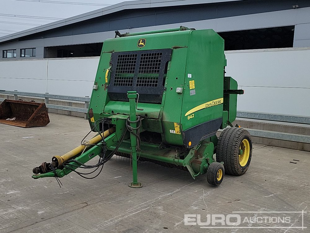 John Deere 842 - الآلات والماكينات الزراعية: صور 1 John Deere 842 - الآلات والماكينات الزراعية: صور 1
