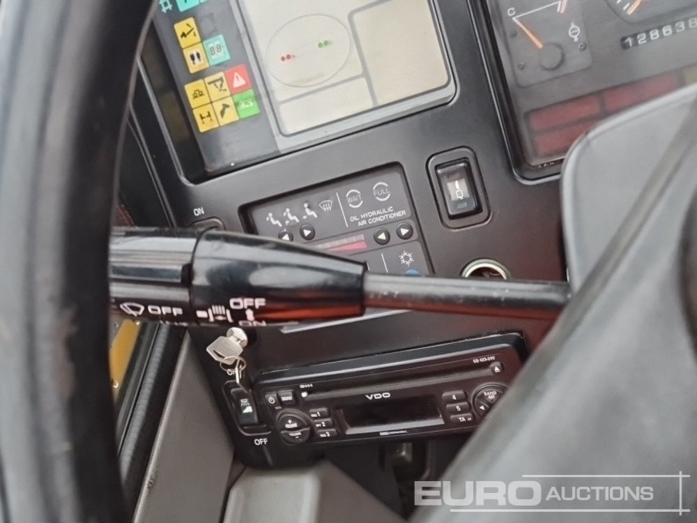 موبايل كرين Kato CR100: صور 38