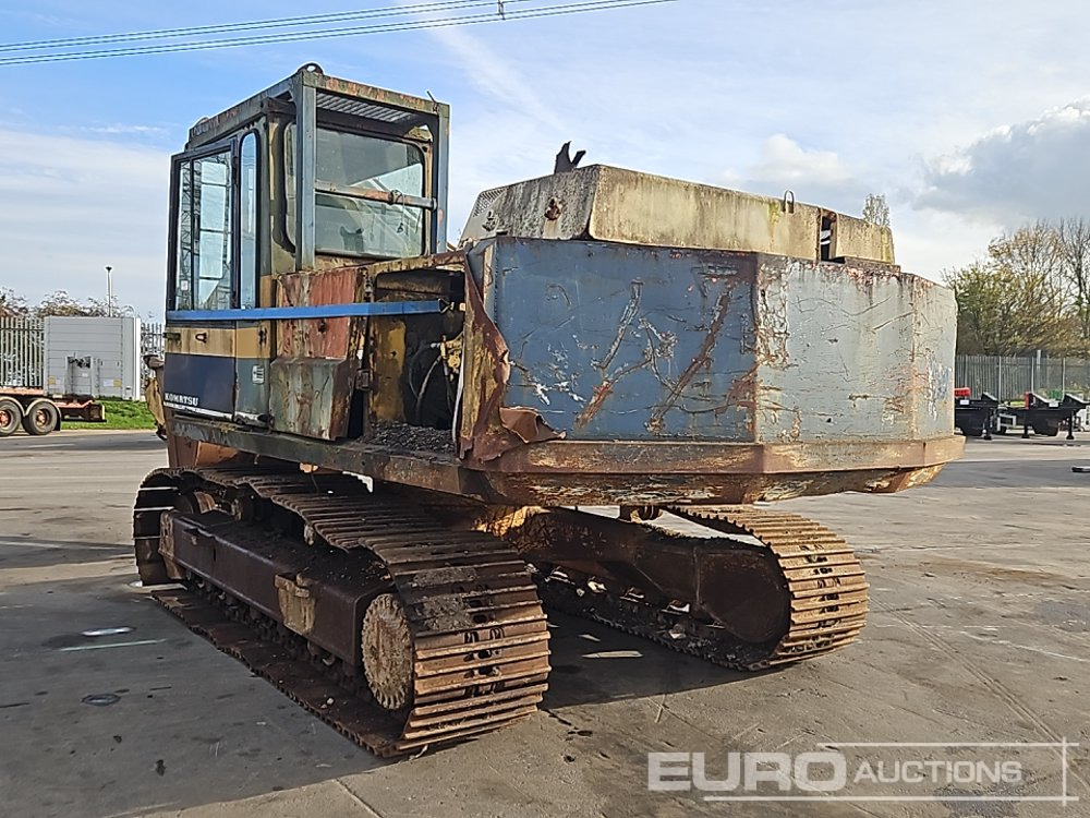 Komatsu PC210-3 - حفارات زحافة: صور 3 Komatsu PC210-3 - حفارات زحافة: صور 3