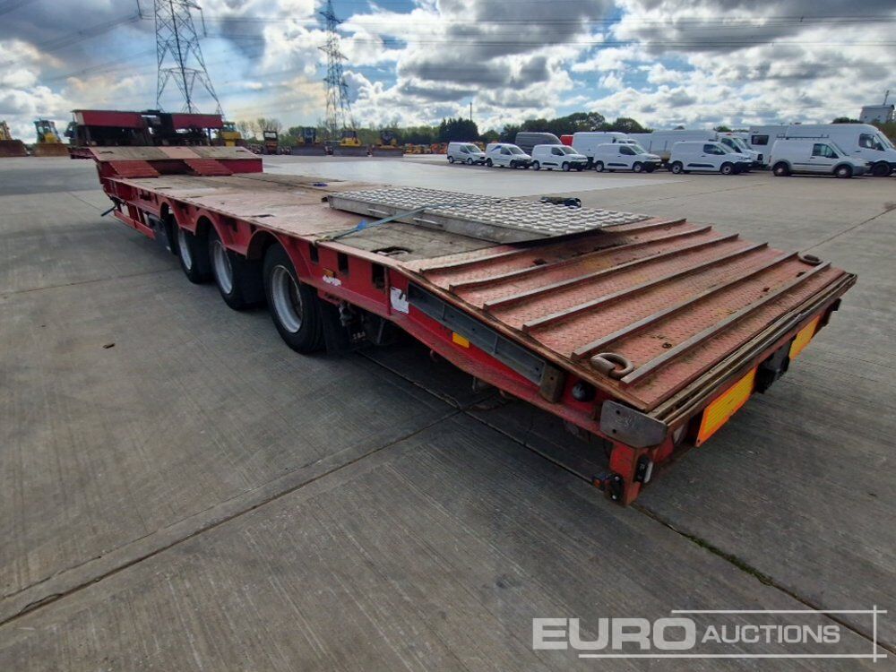 M&G Trailers Ltd, Step Frame Low Loader Tri Axle Rear Steering, 3m Extendable C/w Out Riggers & Alloy Ramps - عربة مسطحة منخفضة مقطورة: صور 3 M&G Trailers Ltd, Step Frame Low Loader Tri Axle Rear Steering, 3m Extendable C/w Out Riggers & Alloy Ramps - عربة مسطحة منخفضة مقطورة: صور 3
