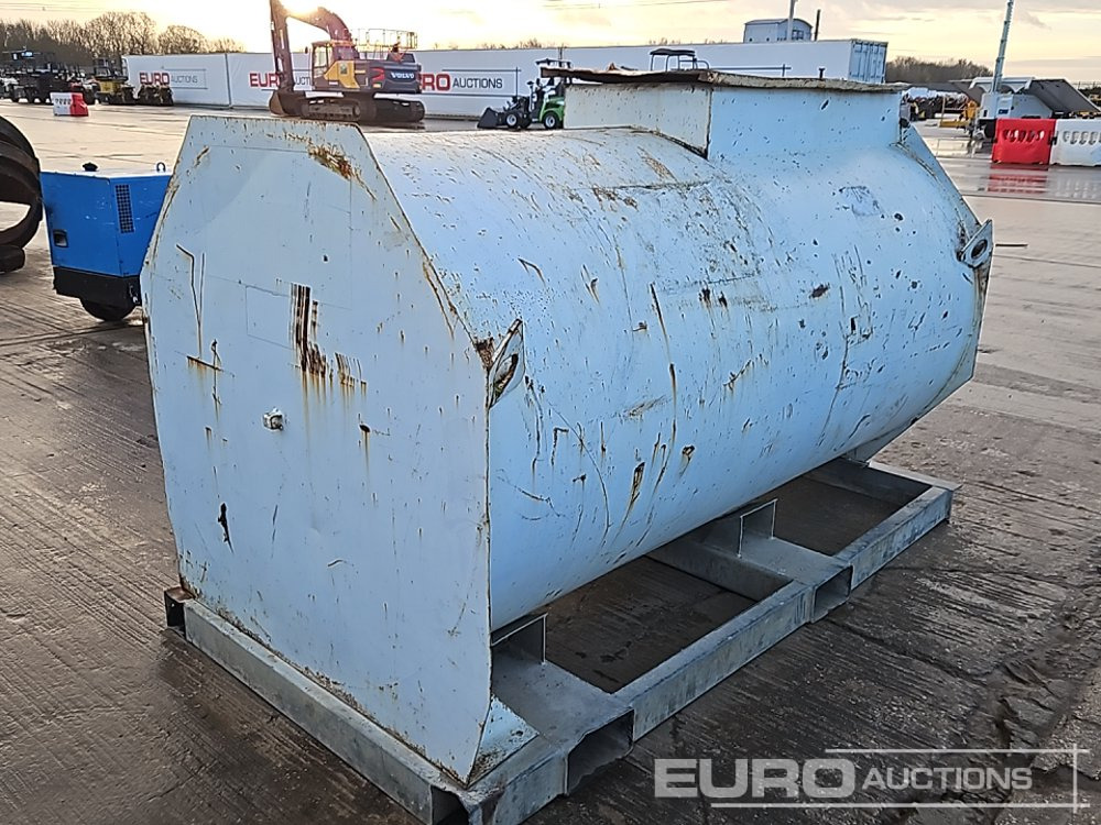 Main 1000 Litre Static Bunded Fuel Bowser - خزان تخزين: صور 3 Main 1000 Litre Static Bunded Fuel Bowser - خزان تخزين: صور 3