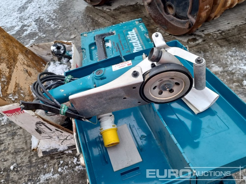 معدات البناء Makita 6906 110Volt Impact Wrench, 8406 110Volt Drill, RP1801 110Volt Router, 9046 110Volt Sander, SP6000 110Volt Circular Saw, PC1100 110Volt Concrete Planer, 6802BV 110Volt Drill, DHP458 Battery Com: صور 16