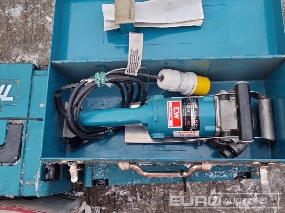 معدات البناء Makita 6906 110Volt Impact Wrench, 8406 110Volt Drill, RP1801 110Volt Router, 9046 110Volt Sander, SP6000 110Volt Circular Saw, PC1100 110Volt Concrete Planer, 6802BV 110Volt Drill, DHP458 Battery Com: صور 15