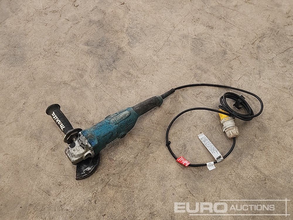 Makita GA5021 - معدات البناء: صور 1 Makita GA5021 - معدات البناء: صور 1