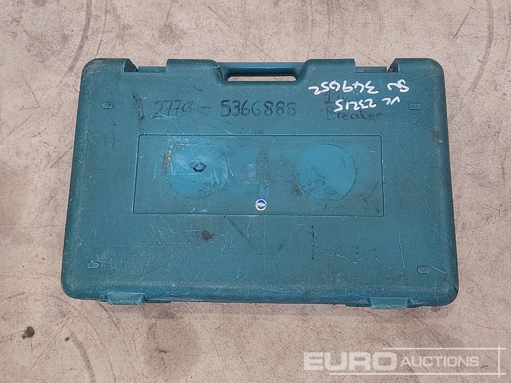معدات البناء Makita HM1100 110 Volt Breaker: صور 13