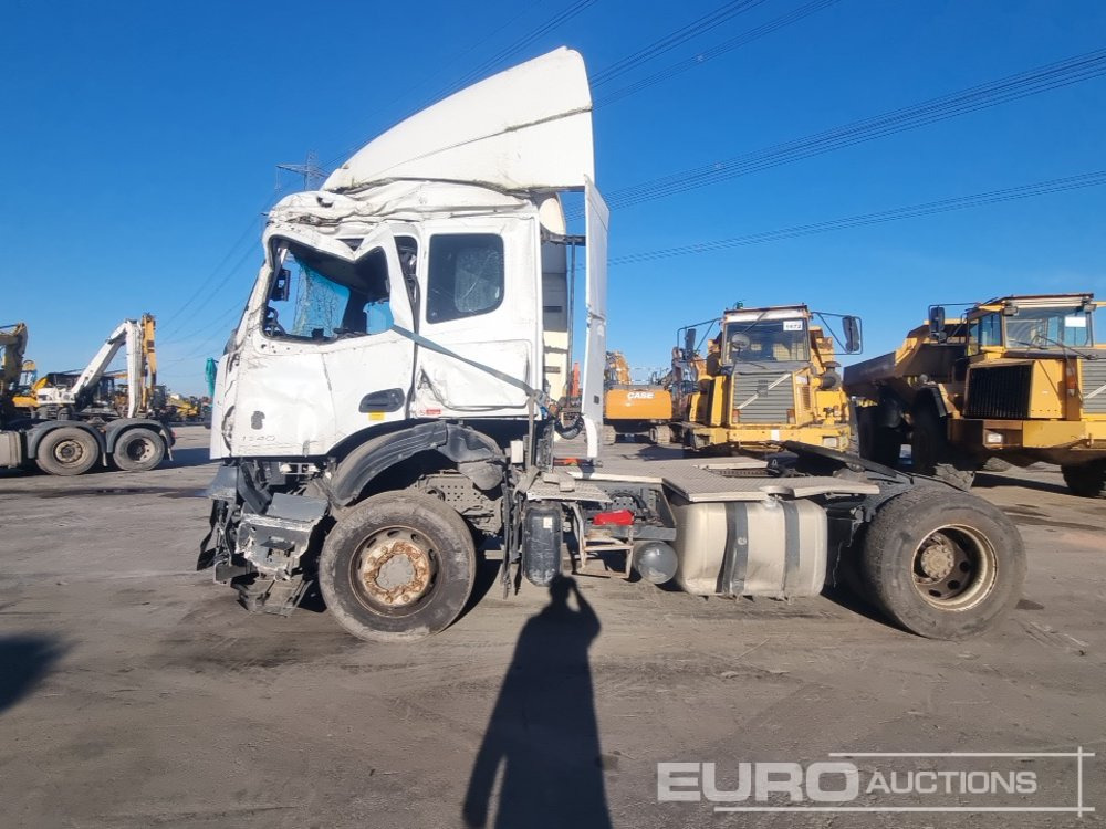 Mercedes ACTROS 1340 - شاحنة جرار: صور 2 Mercedes ACTROS 1340 - شاحنة جرار: صور 2