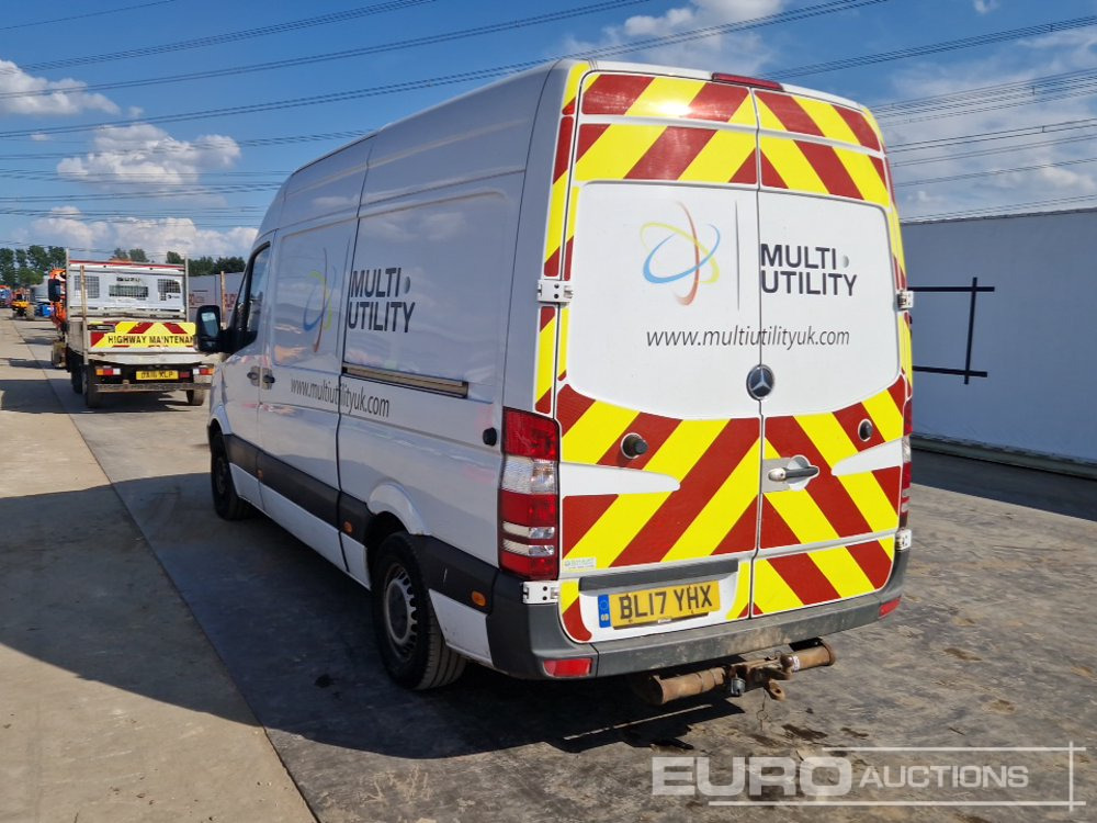 Mercedes Sprinter - الشاحنات الصغيرة: صور 3 Mercedes Sprinter - الشاحنات الصغيرة: صور 3