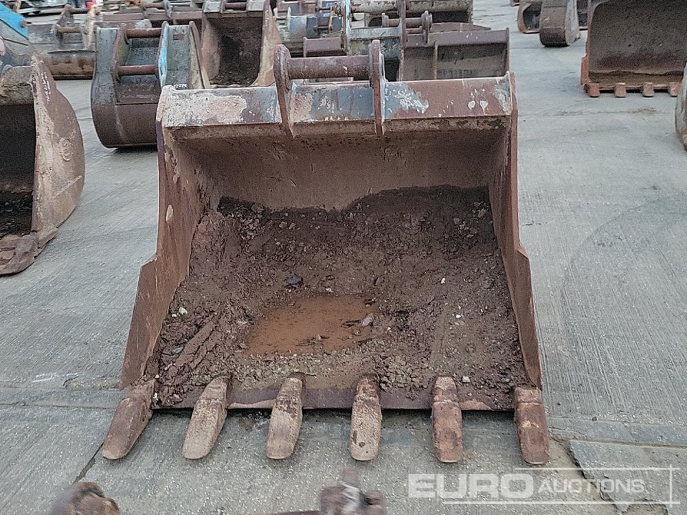 Miller 58" Digging Bucket 80mm Pin to suit 20 Ton Excavator - بكت: صور 2 Miller 58" Digging Bucket 80mm Pin to suit 20 Ton Excavator - بكت: صور 2