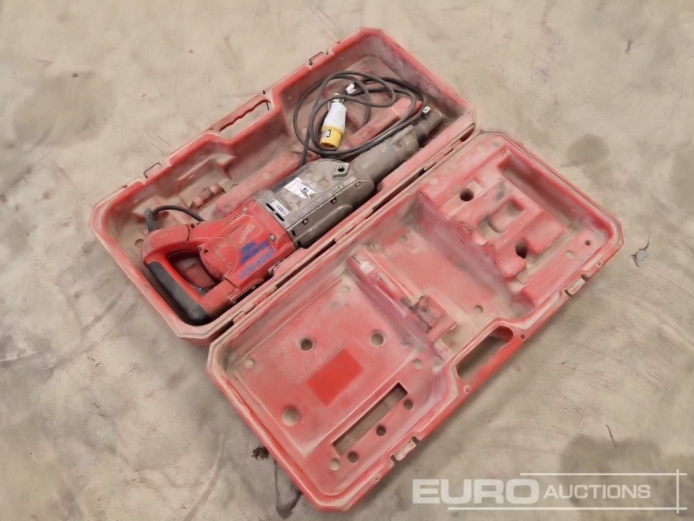 Milwaukee K900K 110 Volt Breaker - معدات البناء: صور 3 Milwaukee K900K 110 Volt Breaker - معدات البناء: صور 3