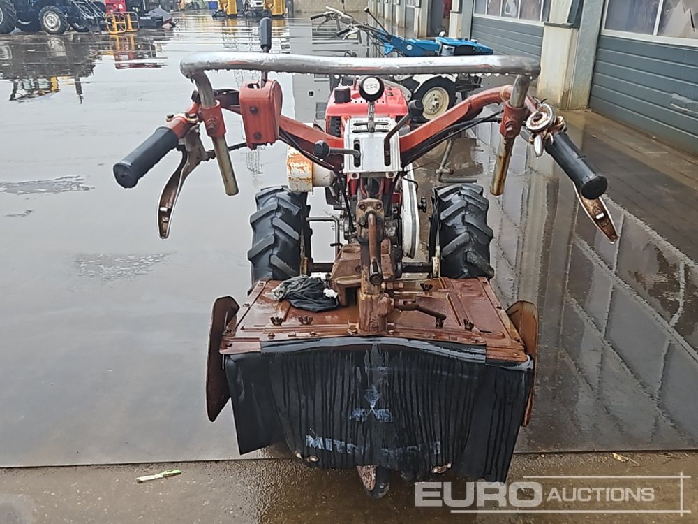 Mitsubishi CT601 - الآلات والماكينات الزراعية: صور 4 Mitsubishi CT601 - الآلات والماكينات الزراعية: صور 4