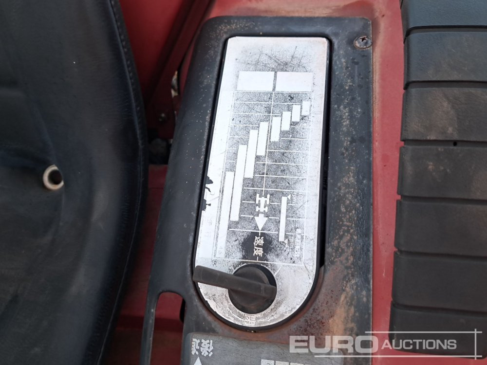 جرار صغير Mitsubishi MT185: صور 26