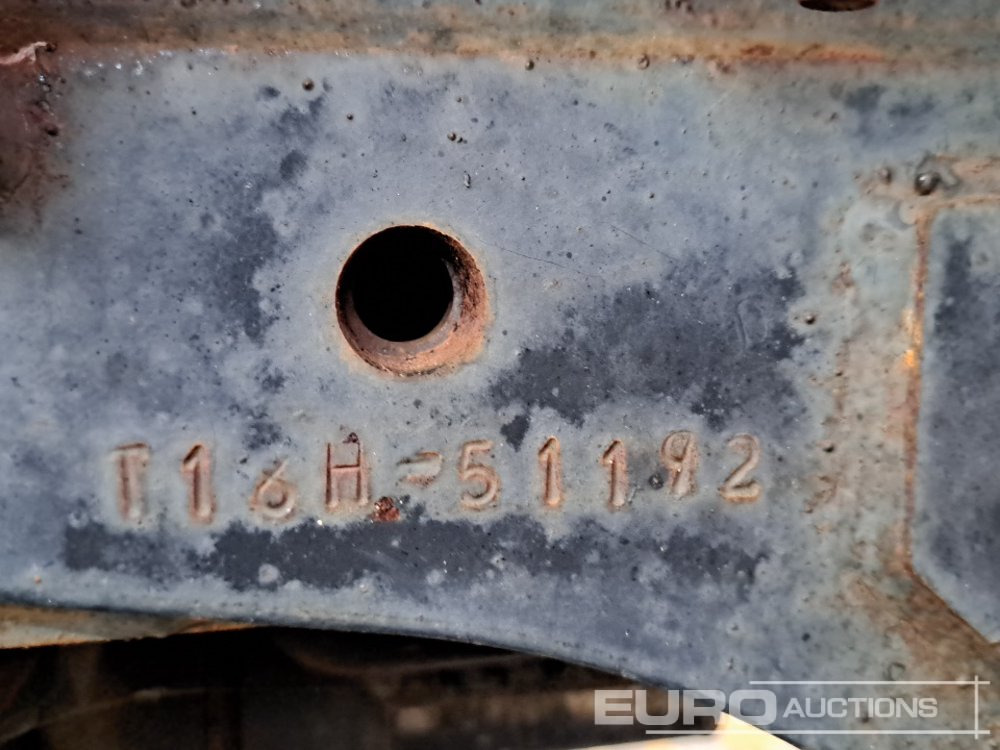 جرار صغير Mitsubishi MT185: صور 35