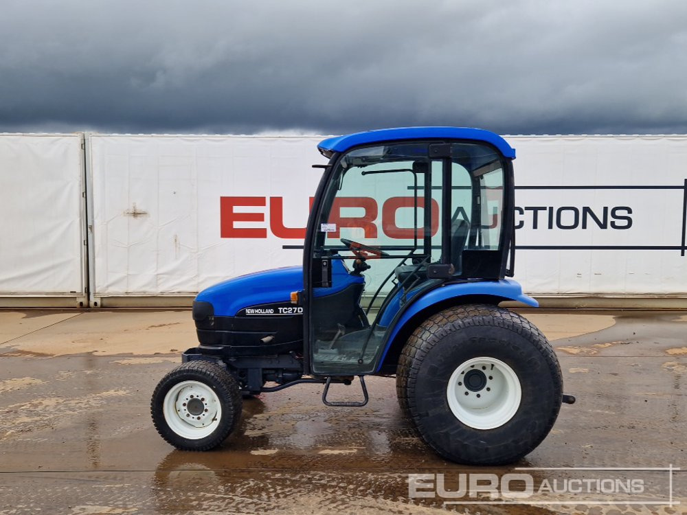 New Holland TC27D - جرار صغير: صور 2 New Holland TC27D - جرار صغير: صور 2