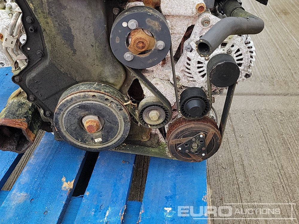 المحرك Nissan 4 Cylinder Engine, Gearbox: صور 9