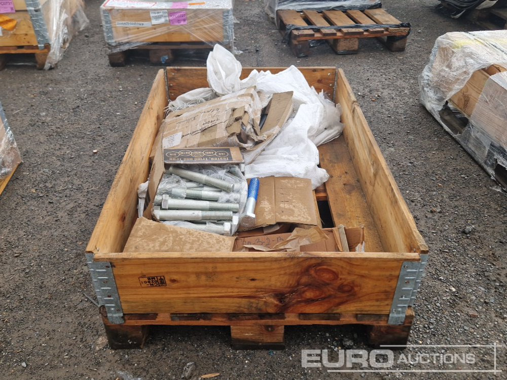 Pallet of M30x360 Bolts - معدات البناء: صور 4 Pallet of M30x360 Bolts - معدات البناء: صور 4