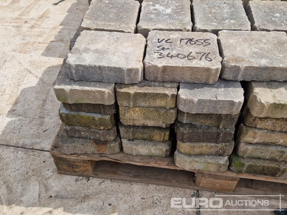 معدات البناء Pallet of Paving Bricks (2 of): صور 15