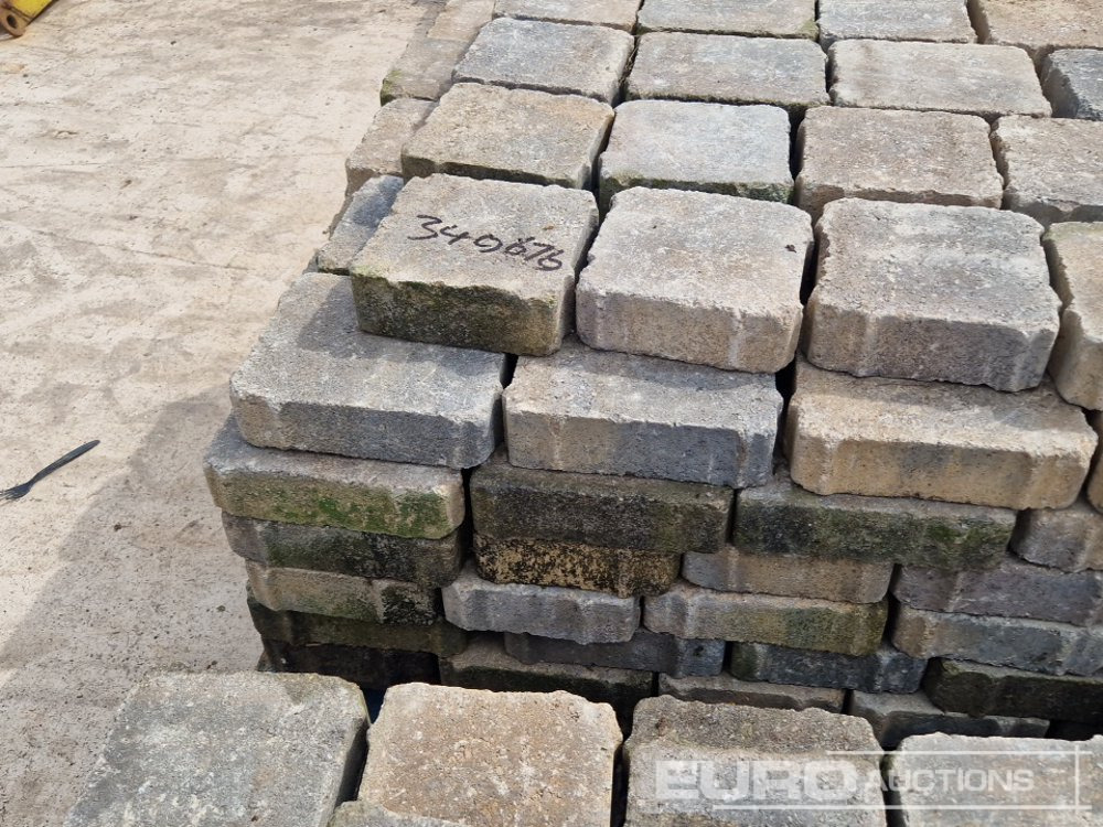 معدات البناء Pallet of Paving Bricks (2 of): صور 11