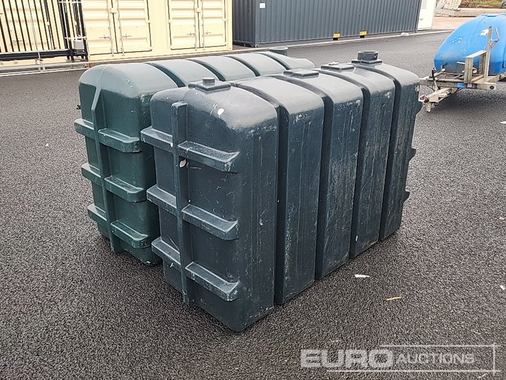 Plastic Oil Tank (2 of) - خزان تخزين: صور 3 Plastic Oil Tank (2 of) - خزان تخزين: صور 3