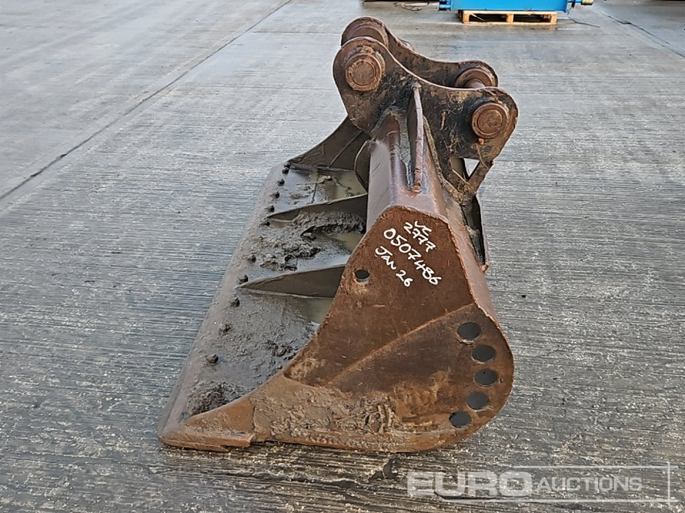 Rhinox 84" Ditching Bucket 80mm Pin to suit 20 Ton Excavator - بكت: صور 4 Rhinox 84" Ditching Bucket 80mm Pin to suit 20 Ton Excavator - بكت: صور 4