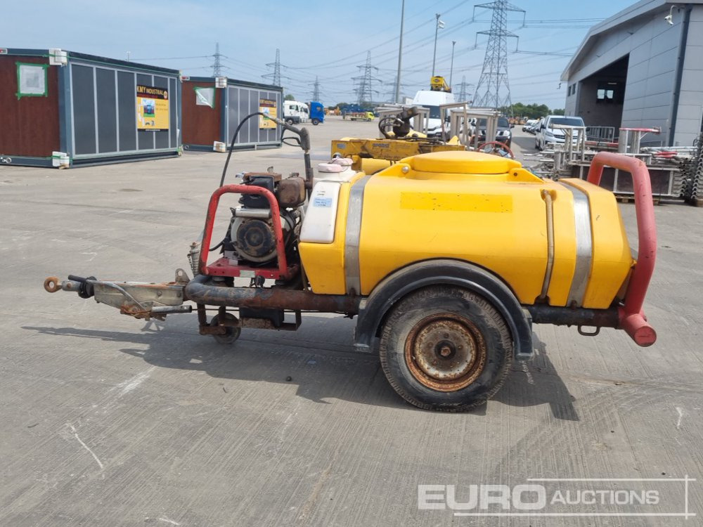Single Axle Plastic Water Bowser, Yanmar Pressure Washer - ماكينة غسيل ضغط عالي: صور 2 Single Axle Plastic Water Bowser, Yanmar Pressure Washer - ماكينة غسيل ضغط عالي: صور 2