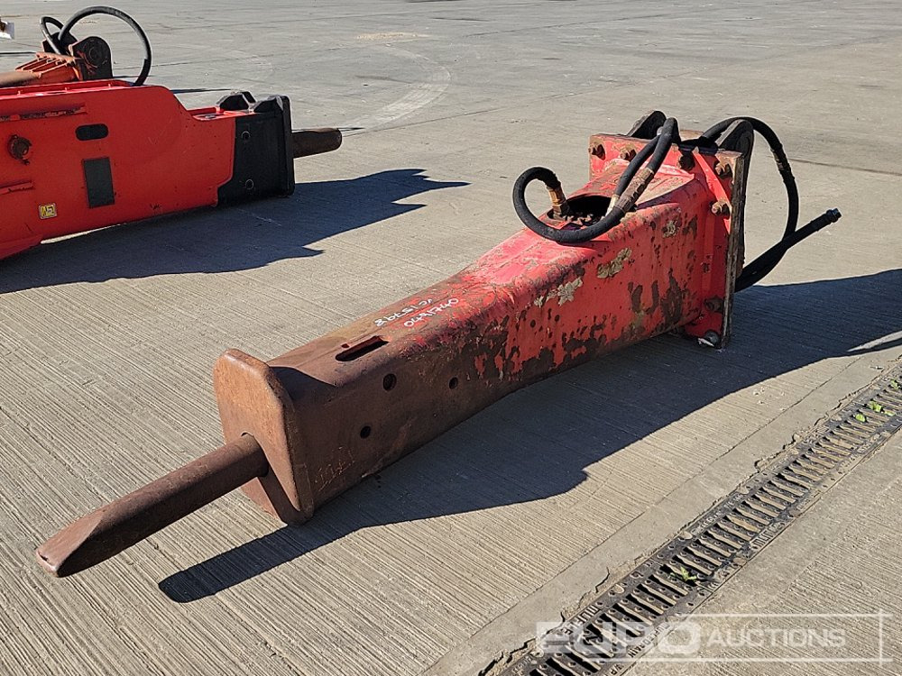 Socomec Hydraulic Breaker 65mm Pin to suit 13 Ton Excavator - مطرقة هيدروليكية: صور 1 Socomec Hydraulic Breaker 65mm Pin to suit 13 Ton Excavator - مطرقة هيدروليكية: صور 1