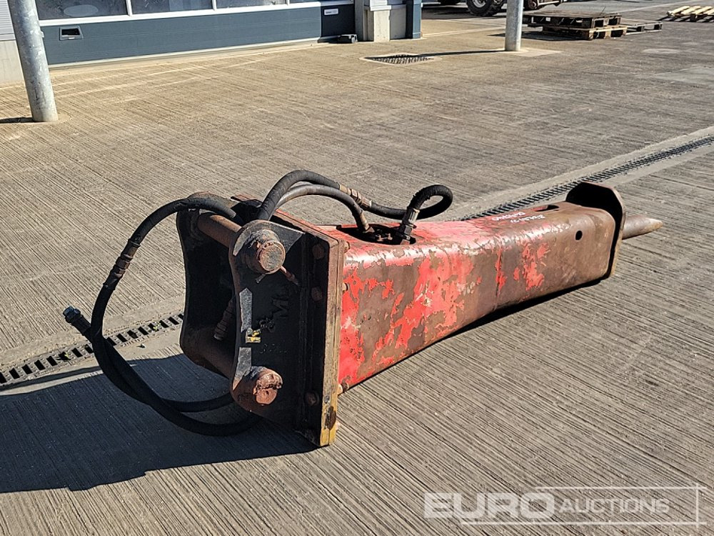 Socomec Hydraulic Breaker 65mm Pin to suit 13 Ton Excavator - مطرقة هيدروليكية: صور 5 Socomec Hydraulic Breaker 65mm Pin to suit 13 Ton Excavator - مطرقة هيدروليكية: صور 5