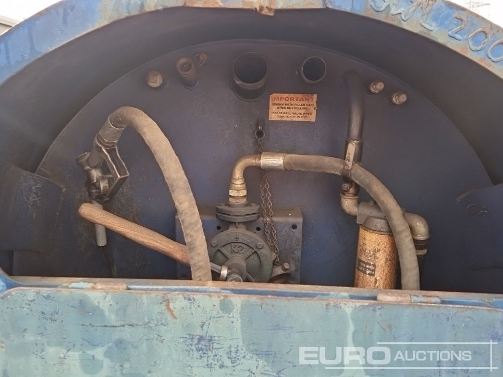 خزان تخزين Static Bunded Fuel Bowser, Manual Pump: صور 9