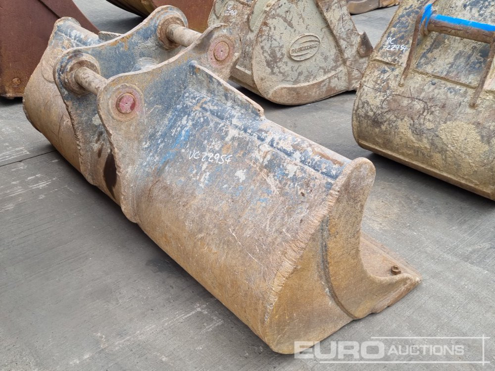 Strickland 72" Ditching Bucket 65mm Pin to suit 13 Ton Excavator - بكت: صور 5 Strickland 72" Ditching Bucket 65mm Pin to suit 13 Ton Excavator - بكت: صور 5