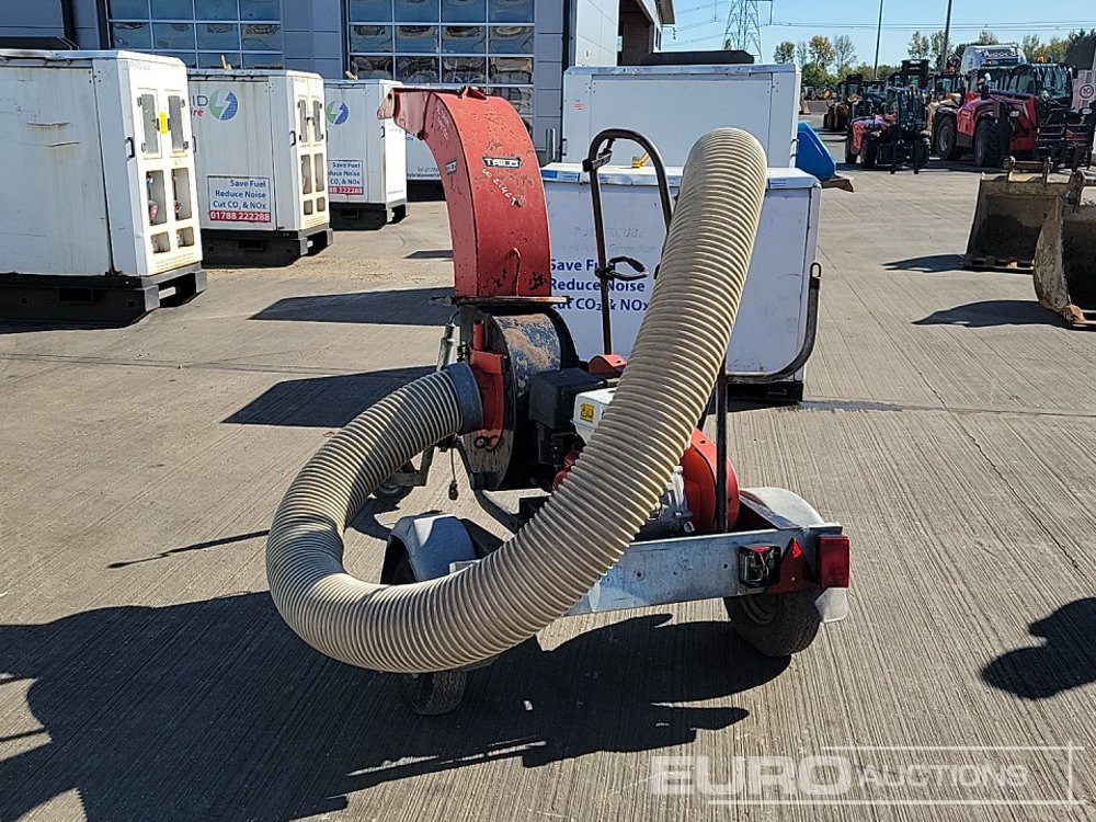 Trilo Petrol Towable Vacuum Loader, Honda Engine - الآلات والماكينات الزراعية: صور 3 Trilo Petrol Towable Vacuum Loader, Honda Engine - الآلات والماكينات الزراعية: صور 3