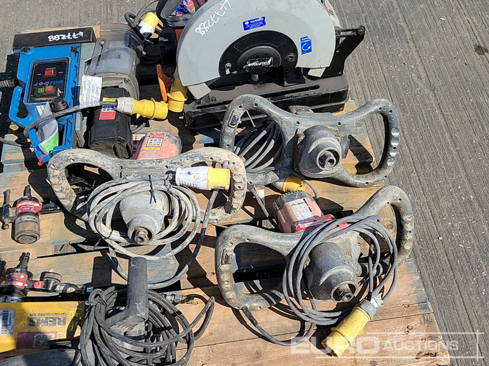 معدات البناء Unibor 110 Vot Mag Drill, Alfra Rotabest 110 Volt Mag Drill, 110 Volt Paddle Mixer (3 of), 100Volt Evolution Cut off Saw, 110 Volt REMS Sander: صور 9