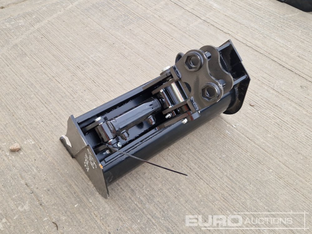 Unused 2025 Captok 24" Tilting Bucket 25mm Pin to suit Mini Excavator - بكت: صور 3 Unused 2025 Captok 24" Tilting Bucket 25mm Pin to suit Mini Excavator - بكت: صور 3