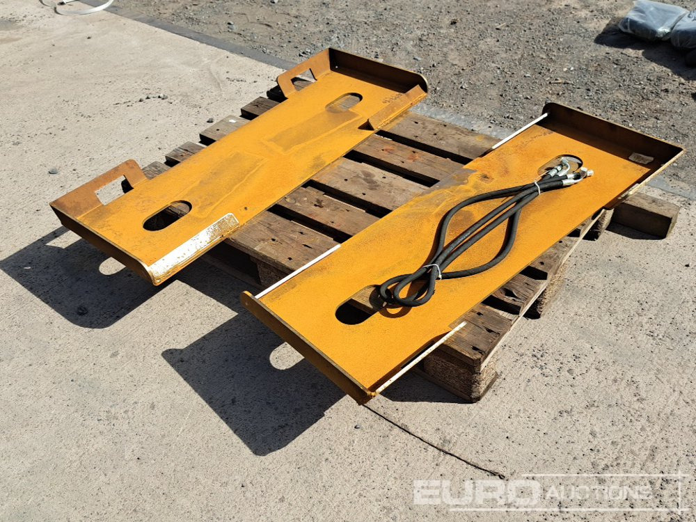 Unused 2025 Headstock to suit Skidsteer Loader (2 of) - ملحقات - حفارة: صور 1 Unused 2025 Headstock to suit Skidsteer Loader (2 of) - ملحقات - حفارة: صور 1