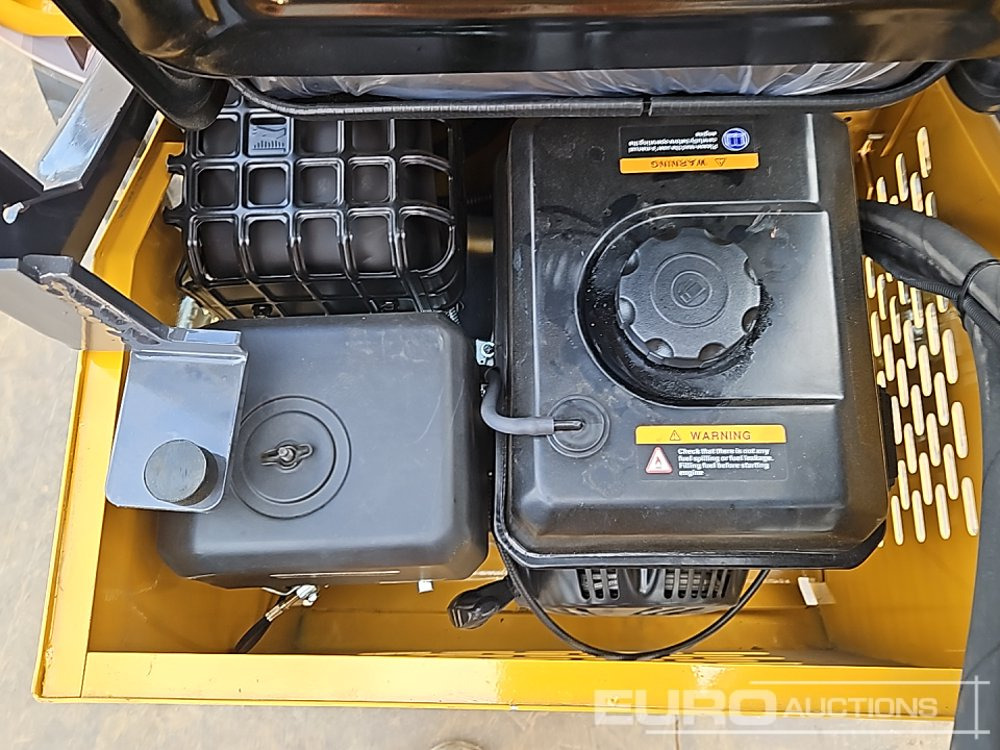 شيول صغير Unused 2025 Newrick ZW480: صور 22